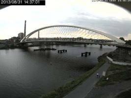 143701_664402685.jpg