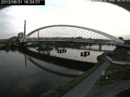 183401_936995164.jpg