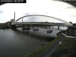 083001_402542057.jpg