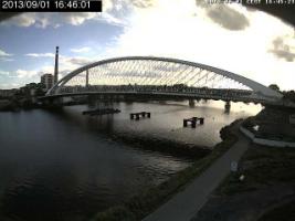 164601_905336195.jpg
