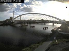 174101_690763355.jpg
